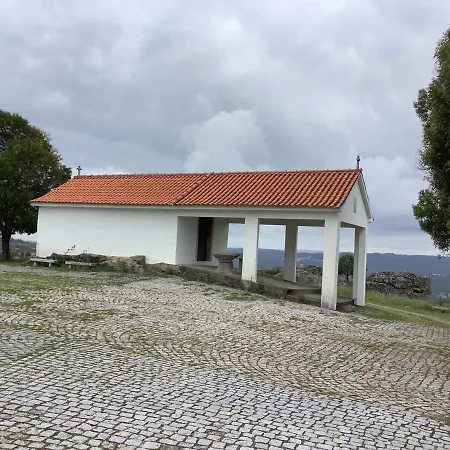 Casa De Ferias Santos Nyaraló *