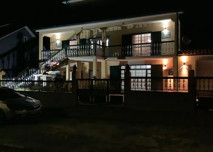 Casa De Ferias Santos *