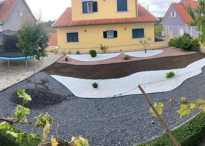 Casa De Ferias Santos * أجويار دا بيرا